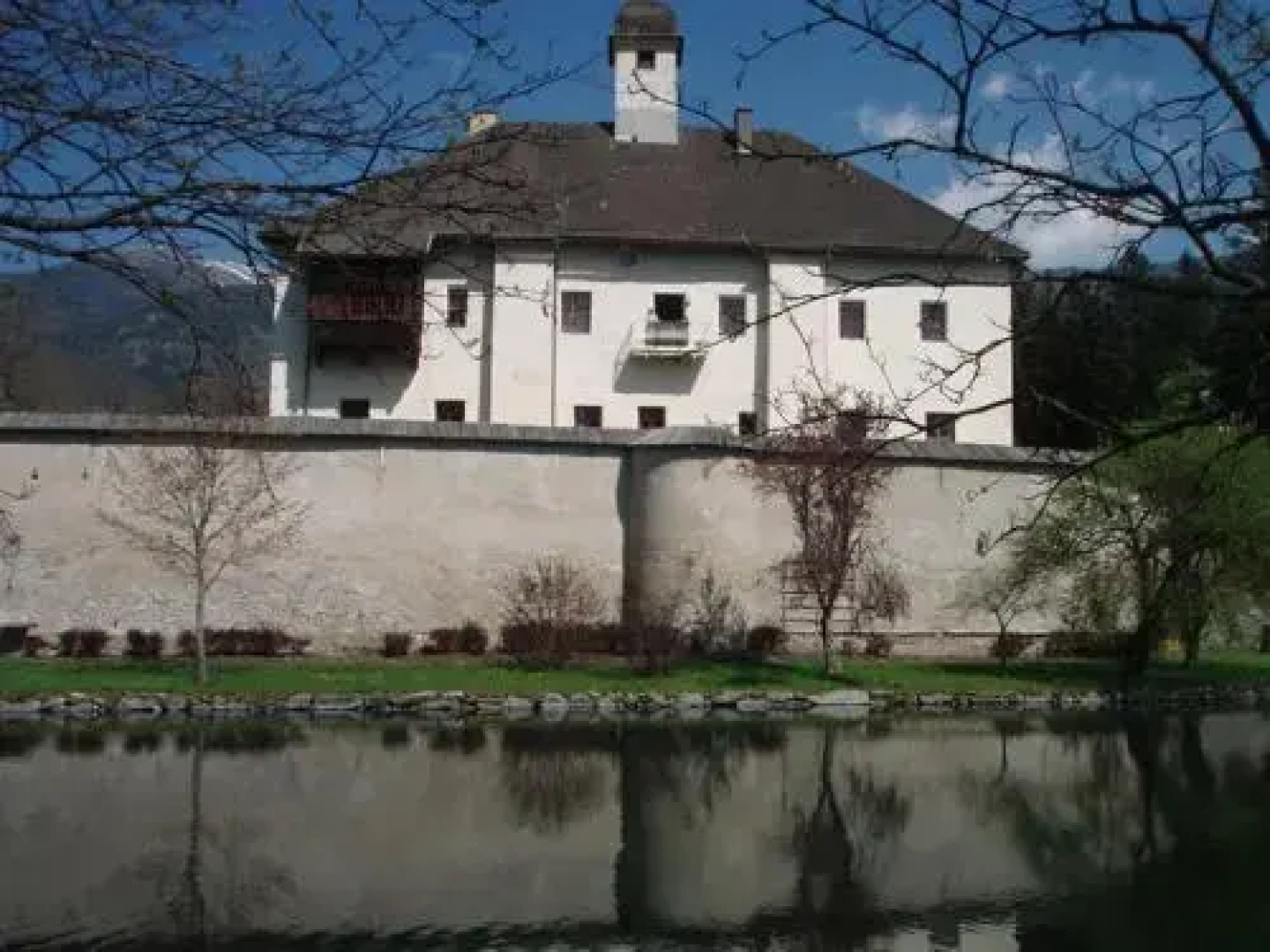 Ferienwohnung Schloss Dornbach