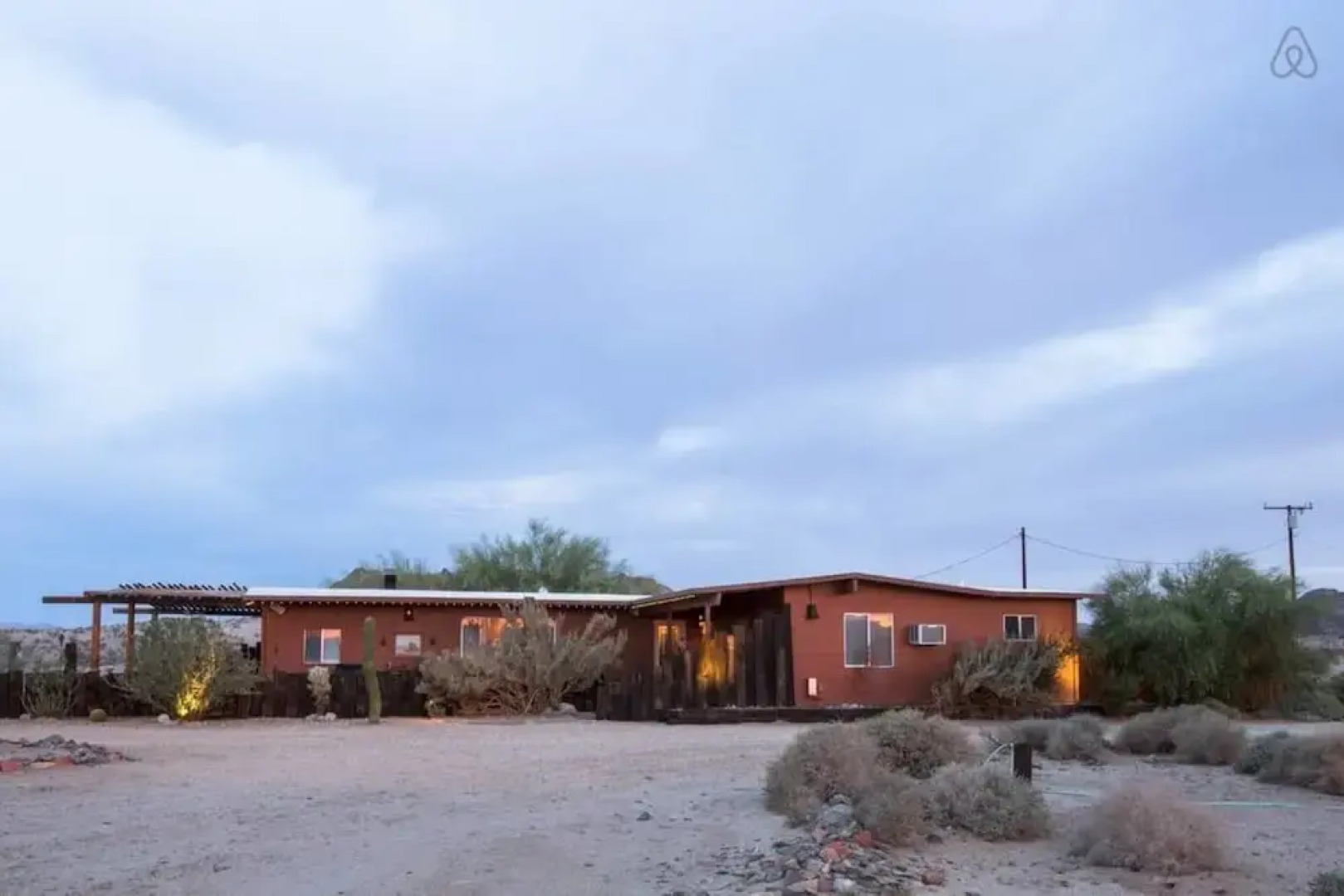 Wikiup by Joshua Desert Retreats