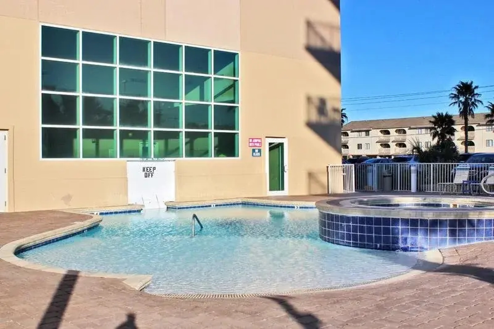 Crystal Shores West 805