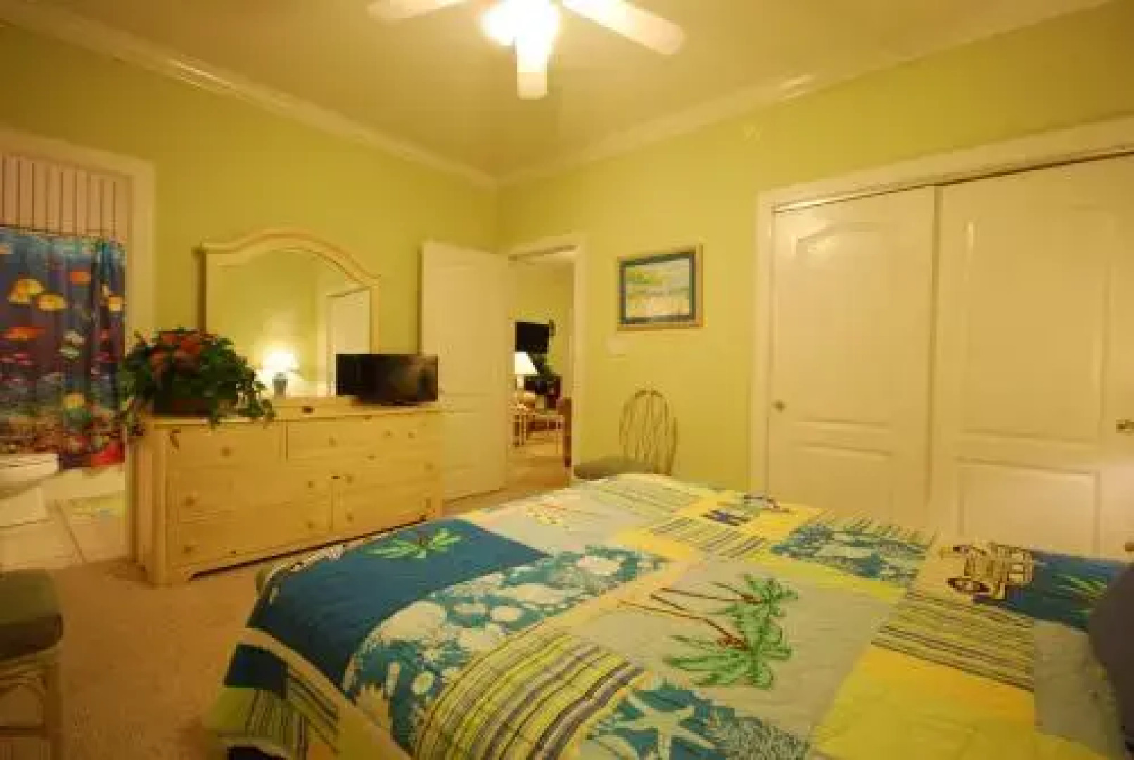 Parrot-Dise 13AU - 1 Br Condo