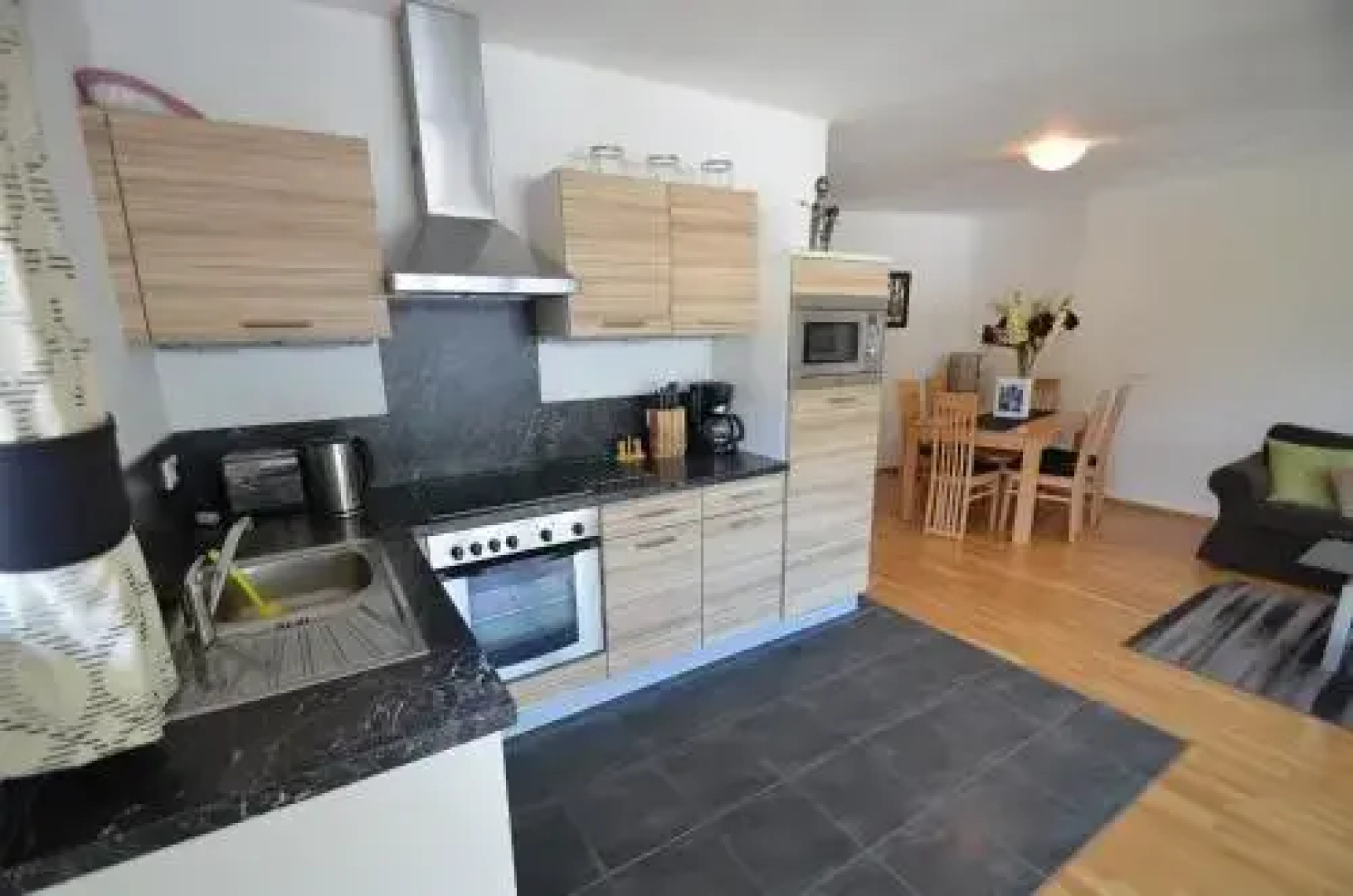 Apartment Nikola by Four Seasons Apartments