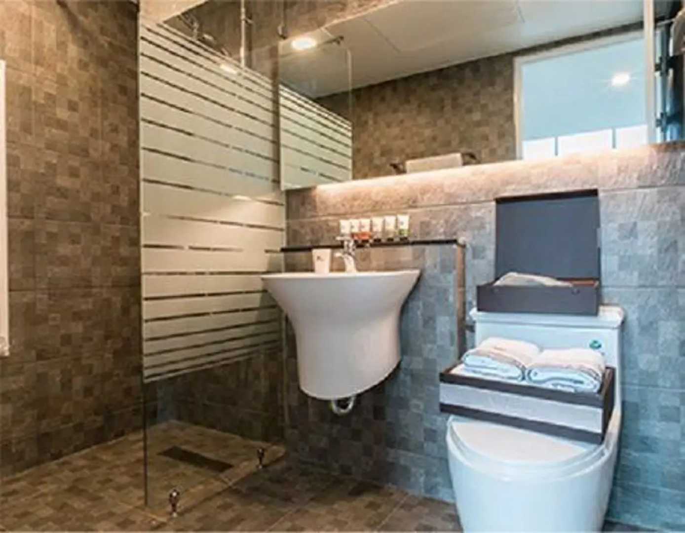 Tongyeong Business Hotel