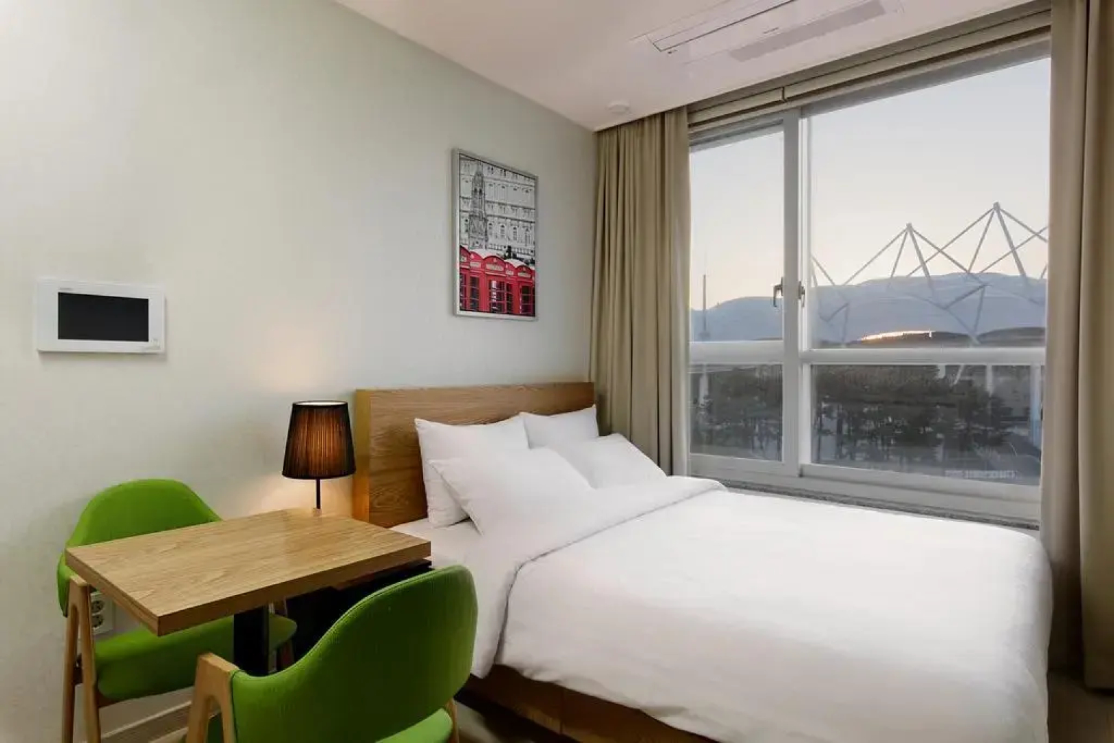 Residence-Hi (Serviced Apartment)?