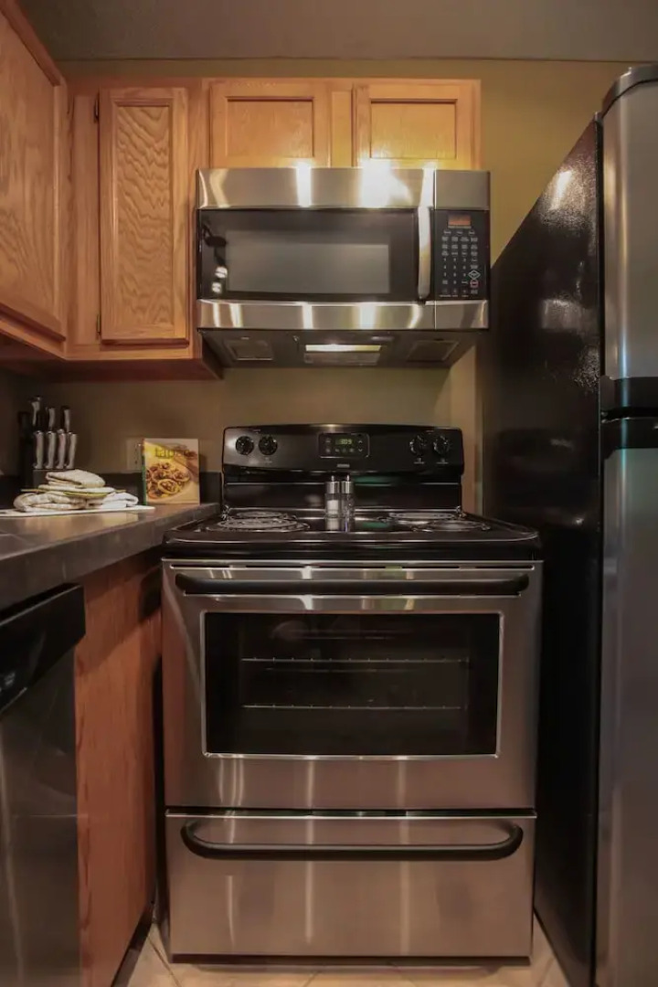 Couples Paradise - Hocking Hills