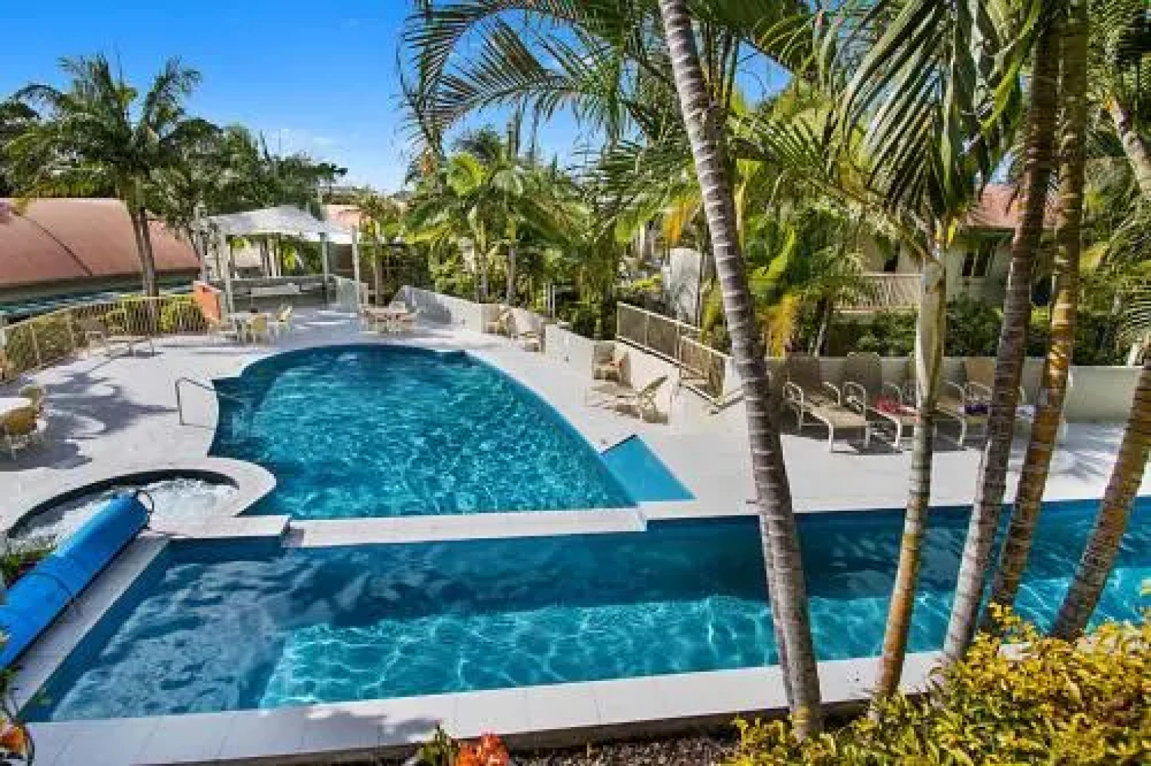Sea Breeze Unit 10 Resort at 7 Park Lane