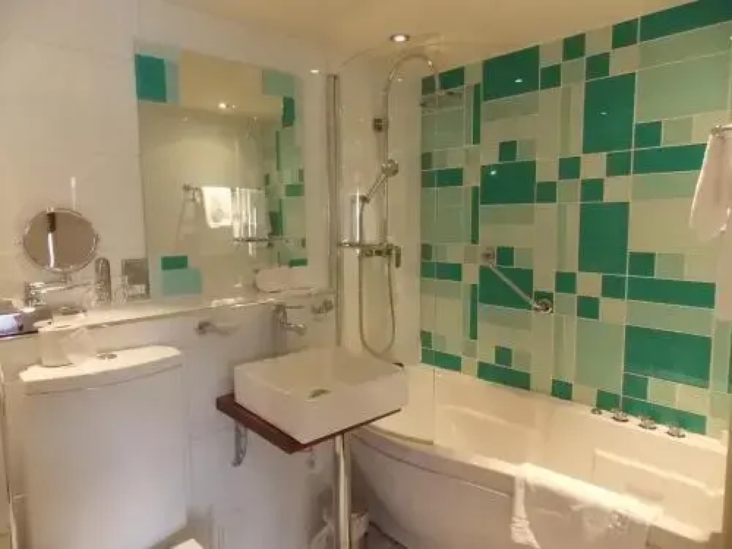 The Whistledown Hotel