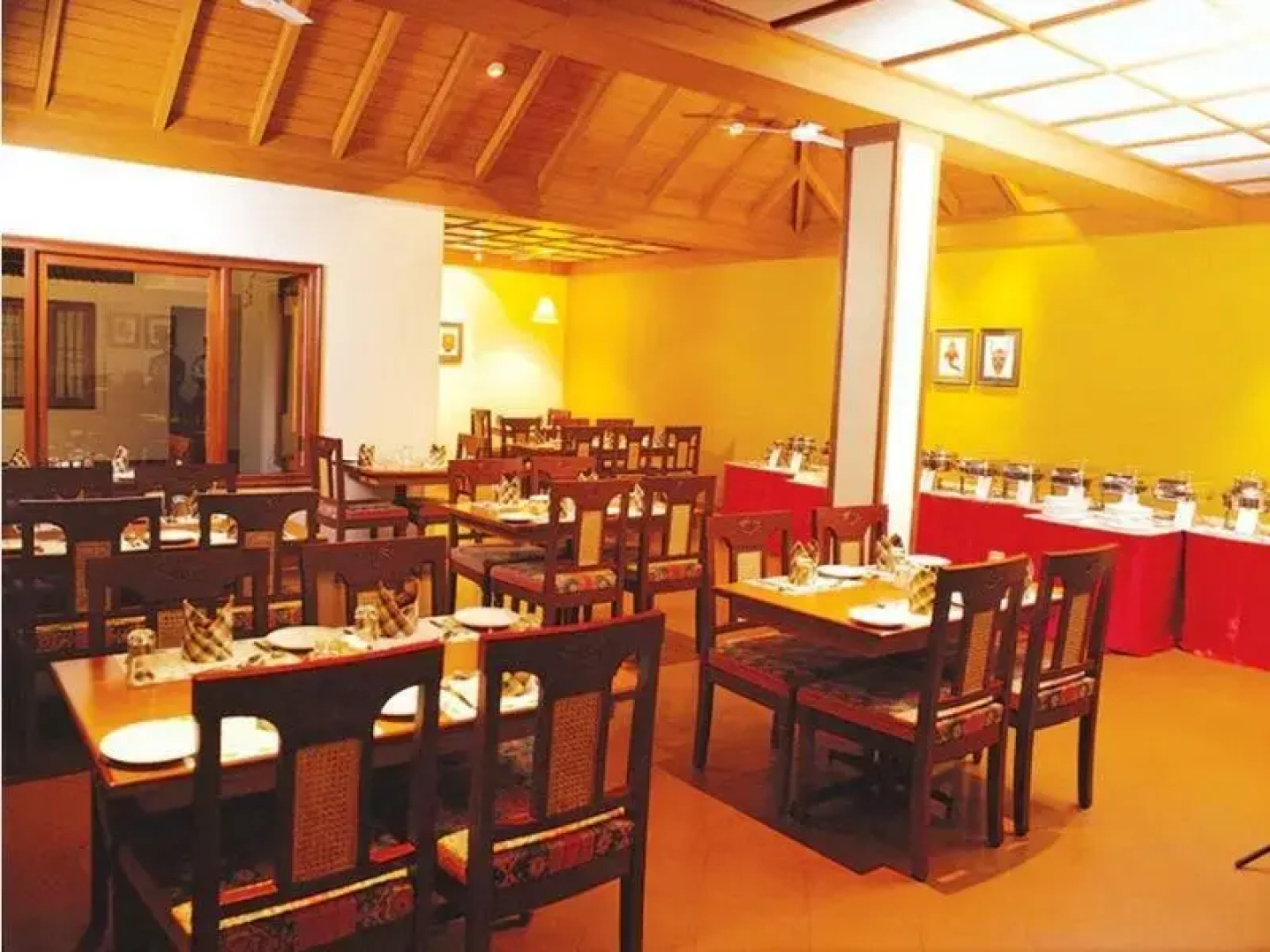 Hotel Silver Crest