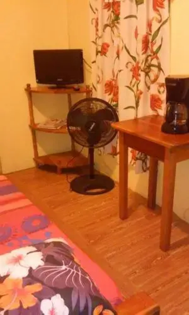 Flomon's Guest House