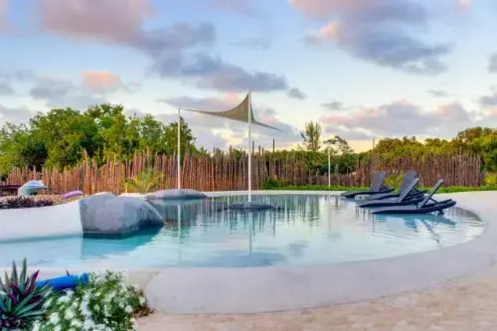 Swan Villas Belize