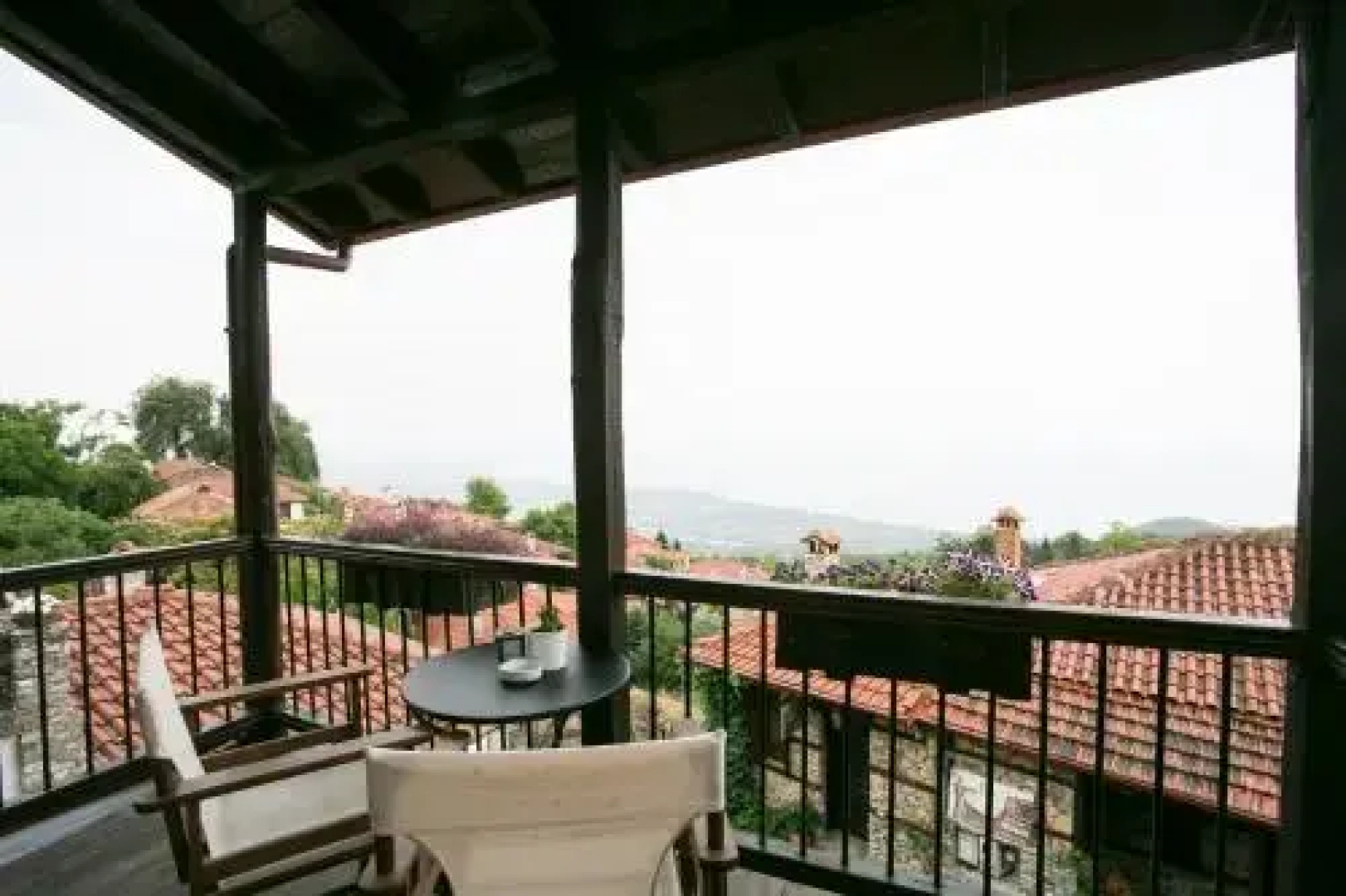 Enastron Guesthouse