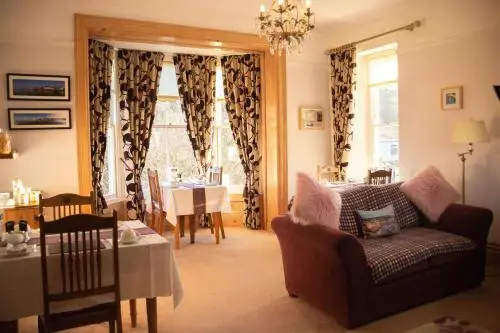 Llys Aeron Guest House