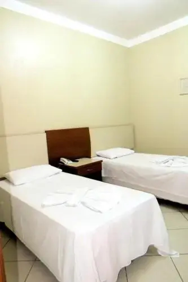 Max Hotel