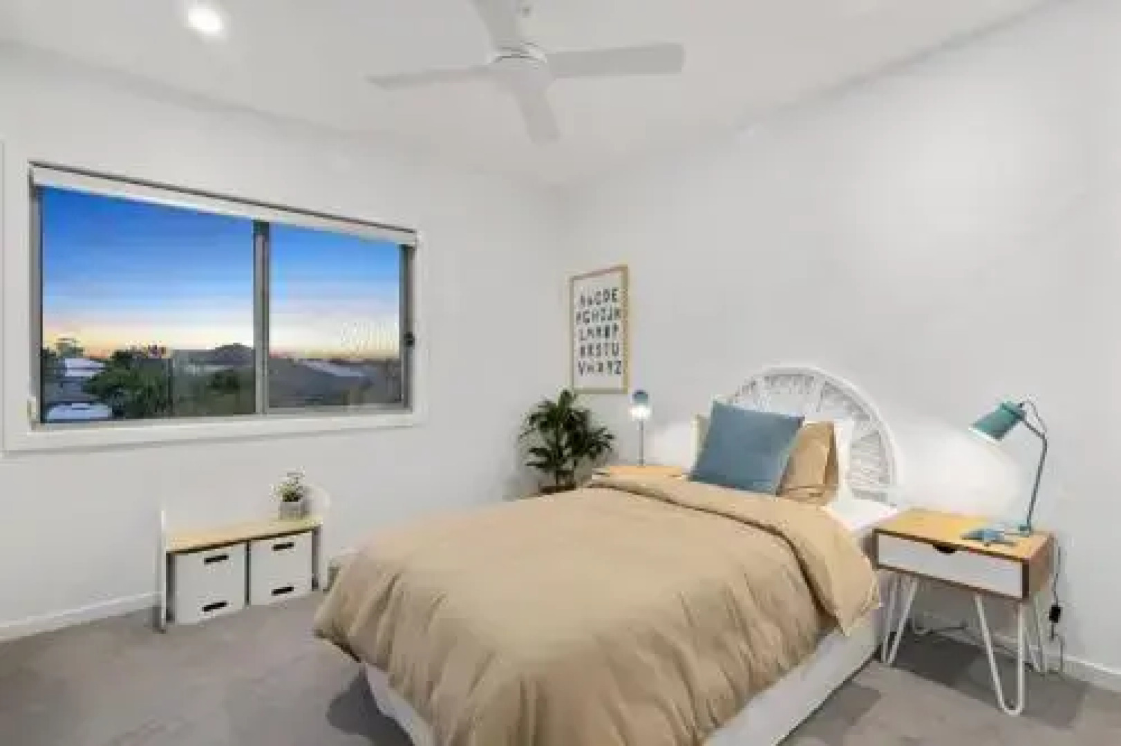 Luxury Canal Front Holiday House