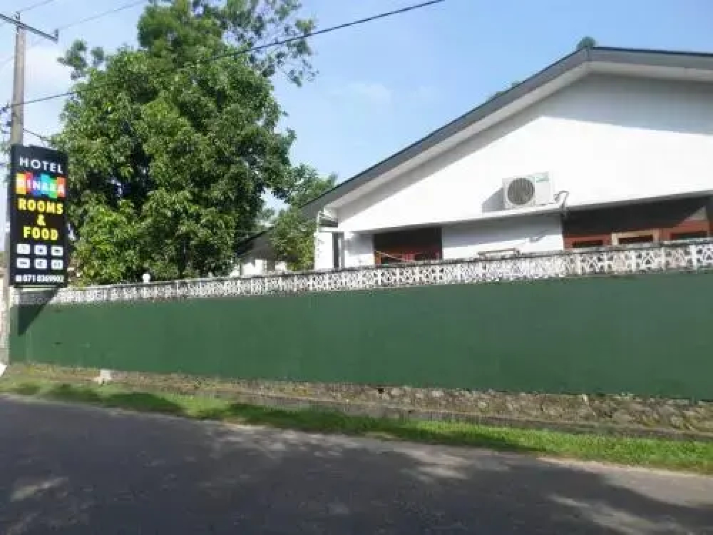 Hotel Dinara
