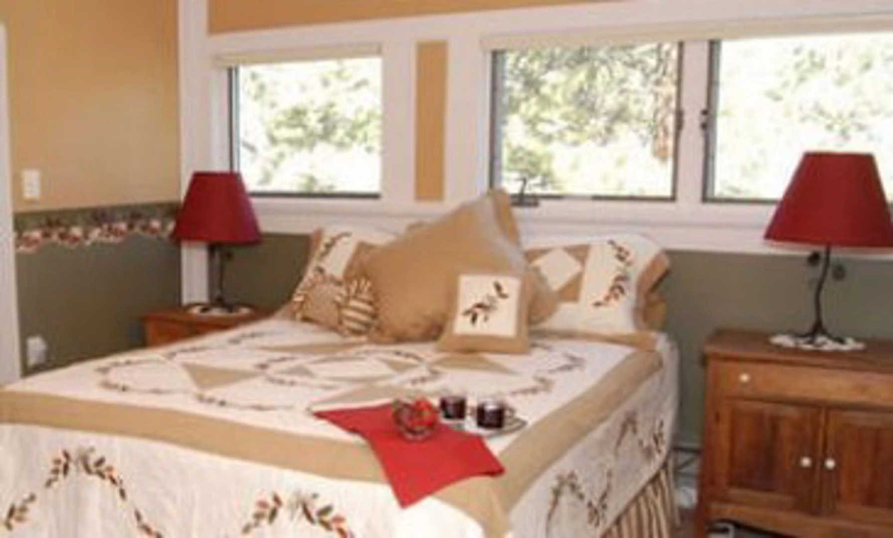 Anniversary Inn Bed & Breakfast