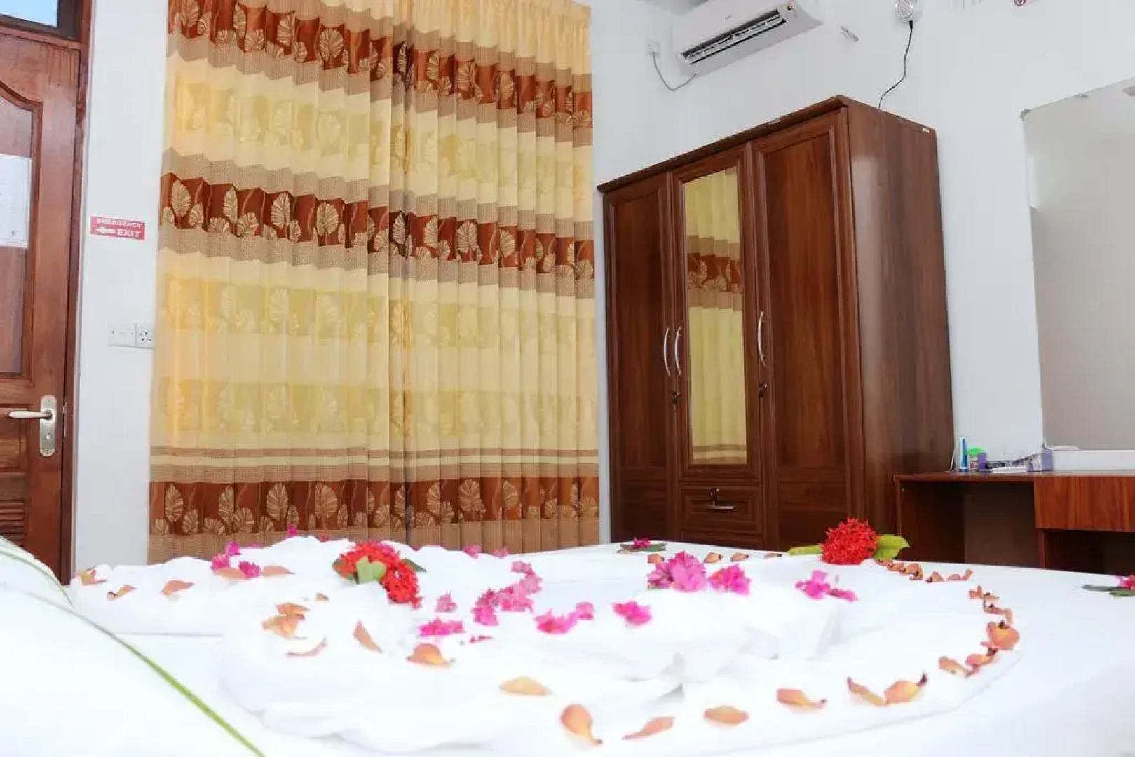 Bella Vista Inn Mathiveri