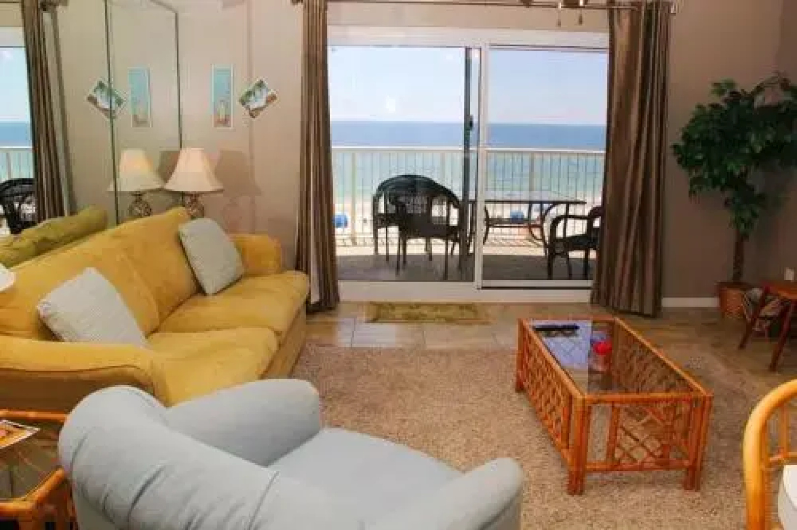 Tradewinds 302 1 Bedroom Condo by RedAwning Orange Beach