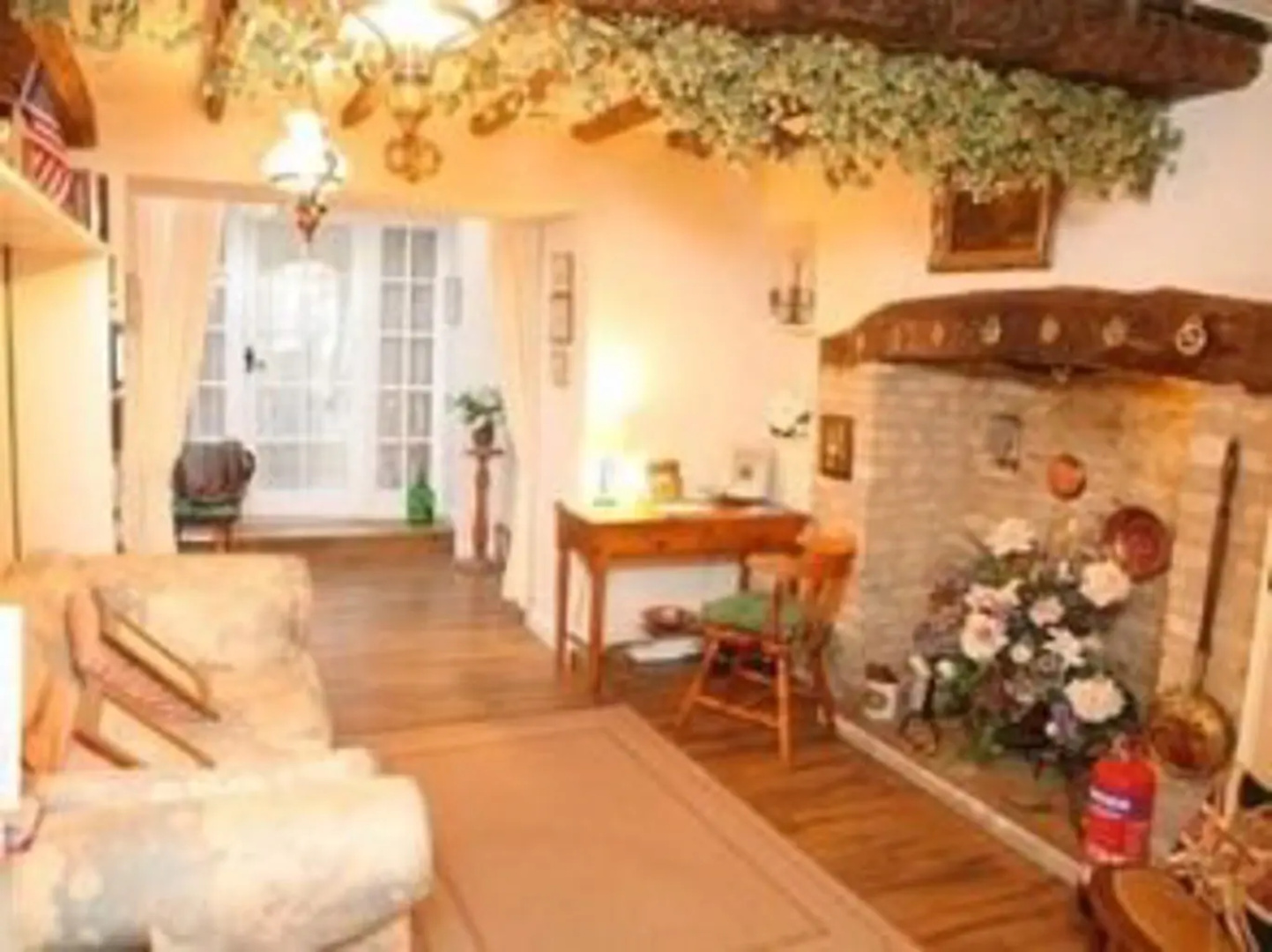 Cross Keys Cottage - Guest house