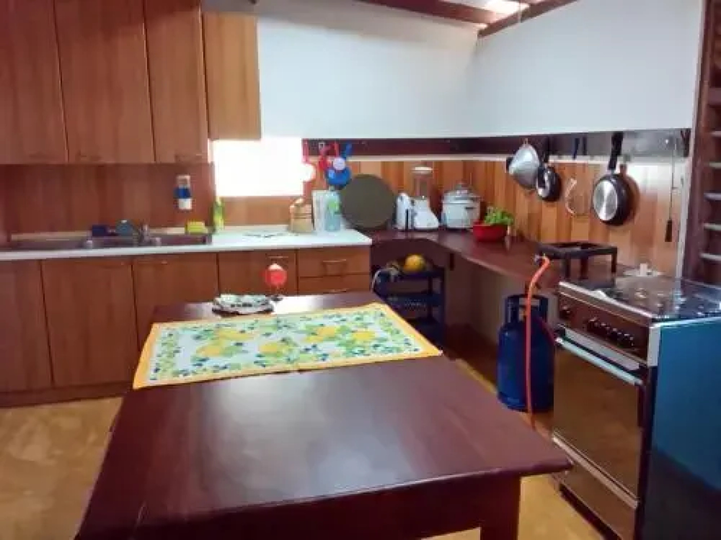 Jungle fowl lodge