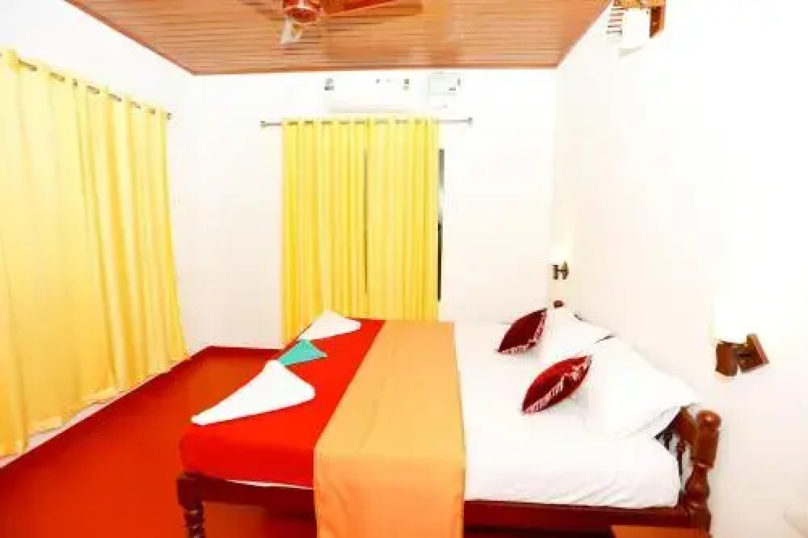 Marari Charlys Homestay