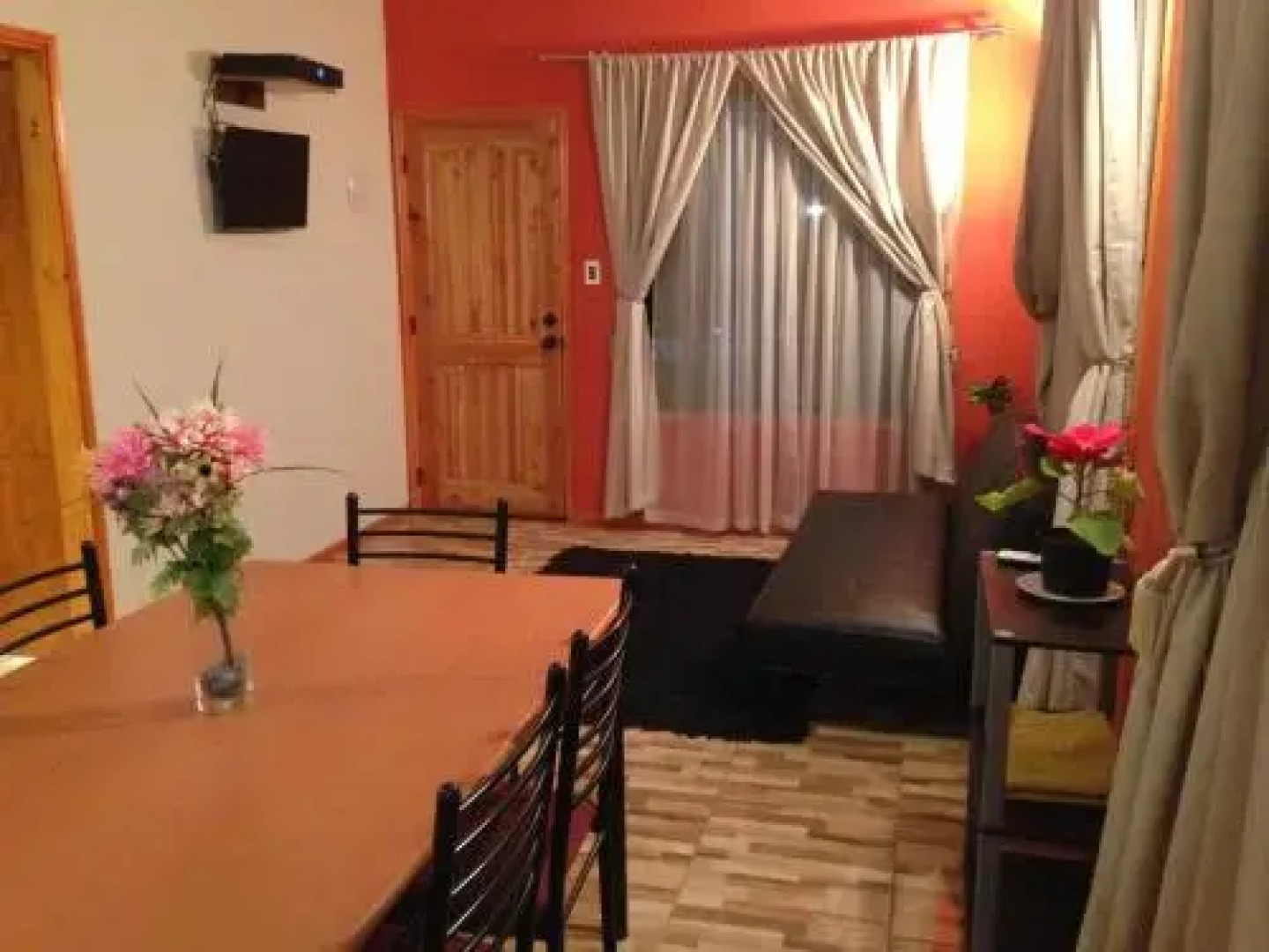 Cabañas & Club Montañita