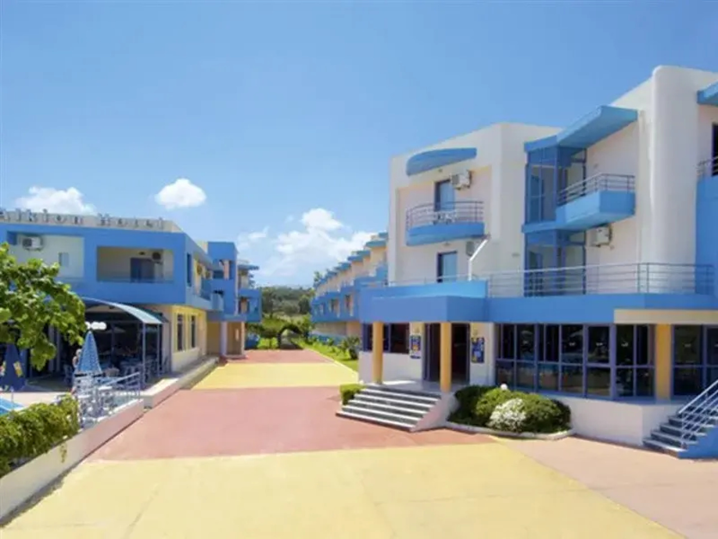 Alkion Plaza Park Village
