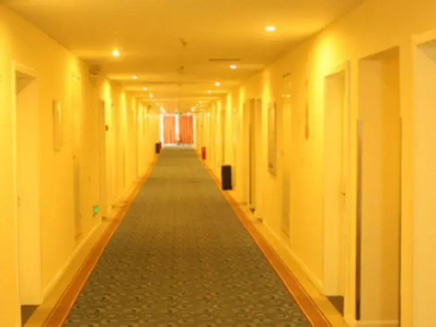 7 Days Inn Yichun Gao An Rui Yang Avenue Branch