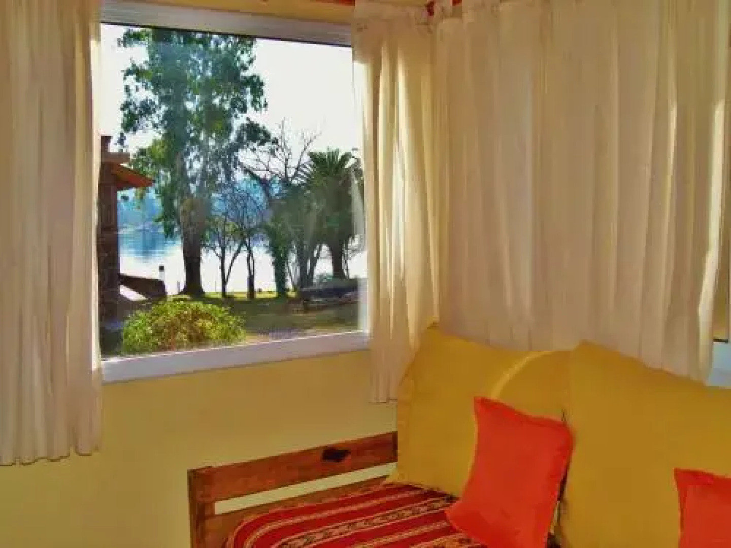 Cabañas Amanecer en el Lago