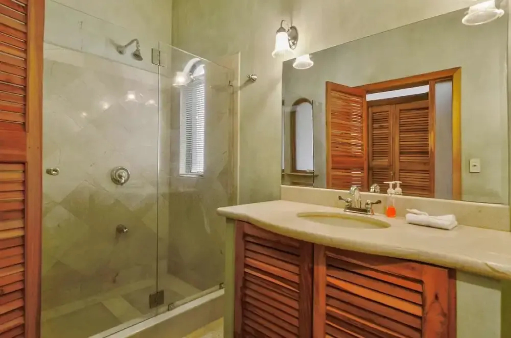 2BR Condo up in the hills of Tamarindo by RedAwning