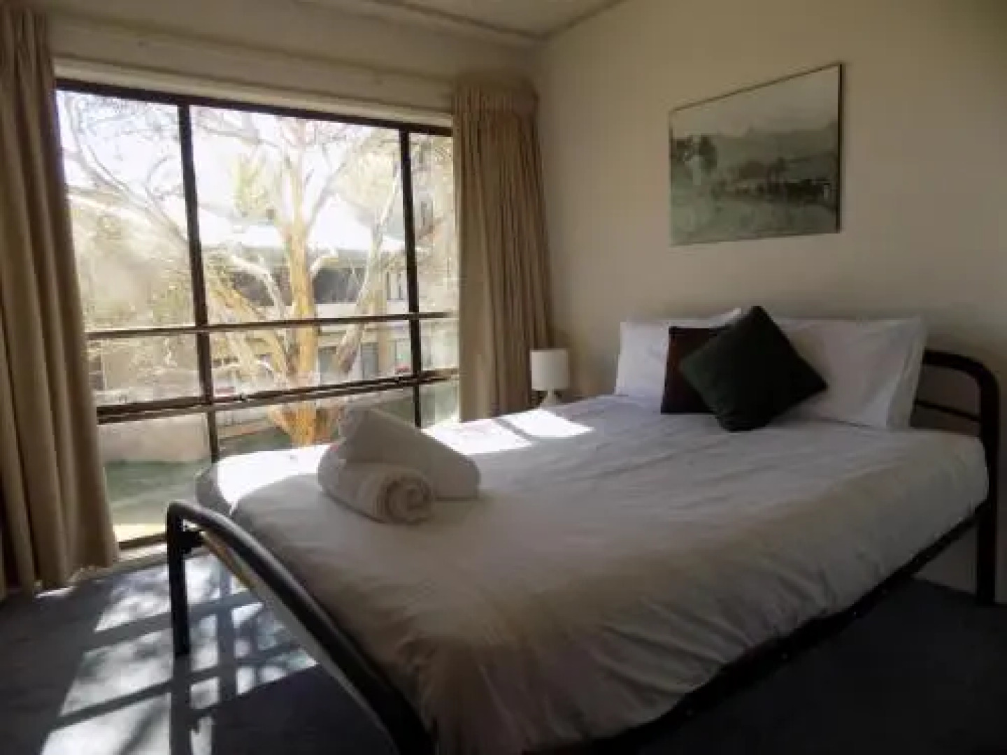 Kirwan Apartments 27