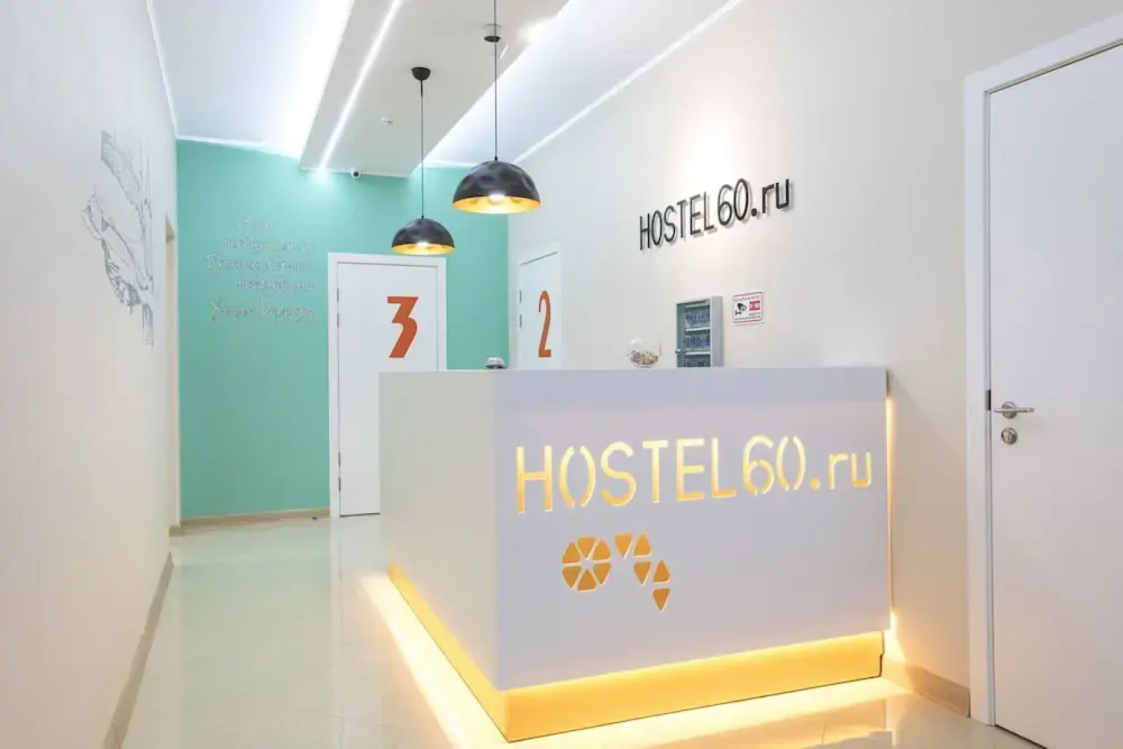 Hostel60
