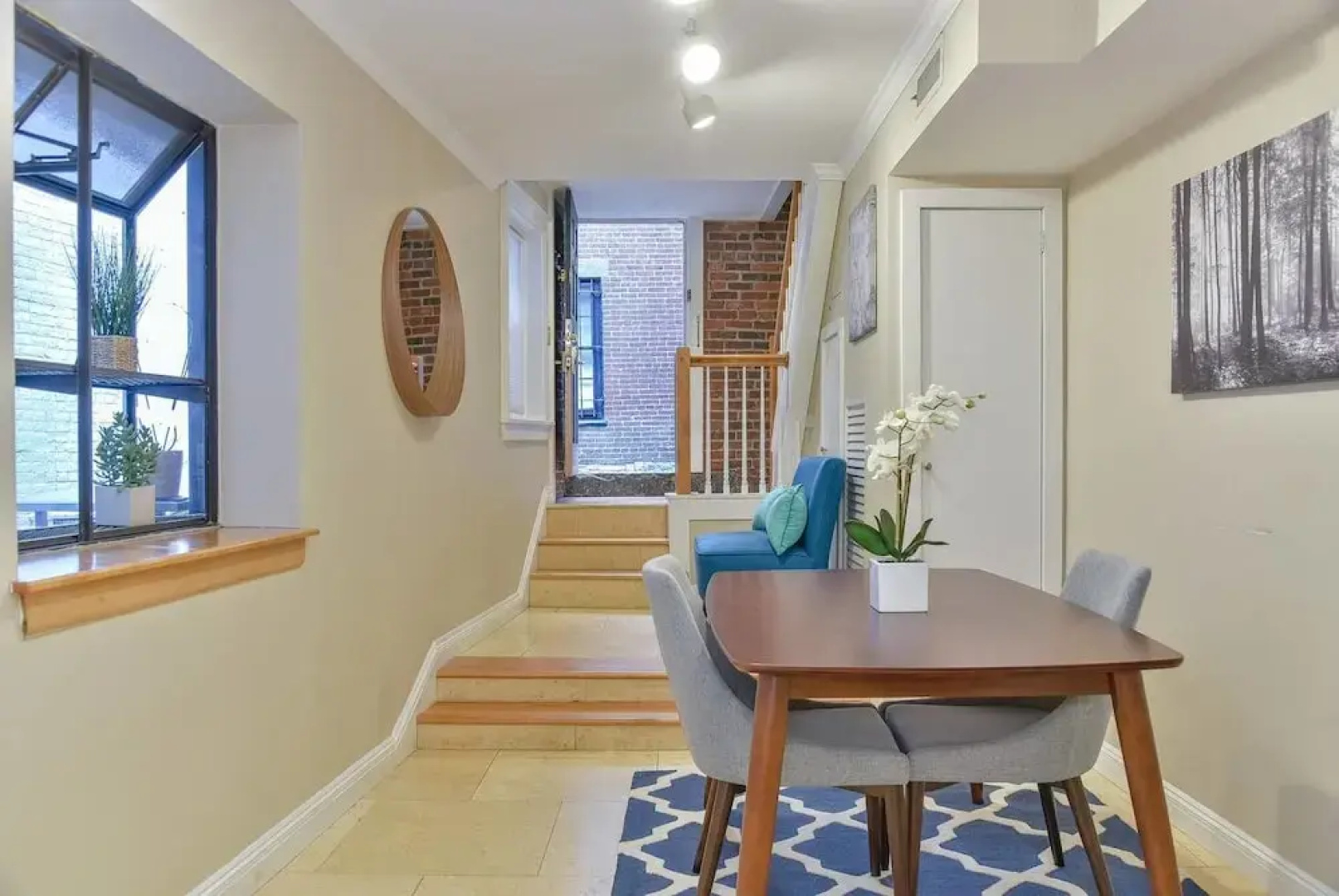 Spacious 1 BR Apt in Beacon Hill by Domio