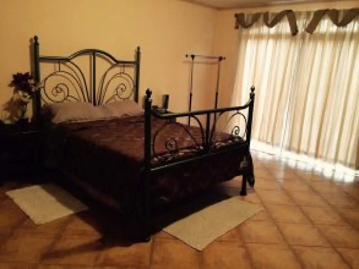 Ailanto San Jose B&B