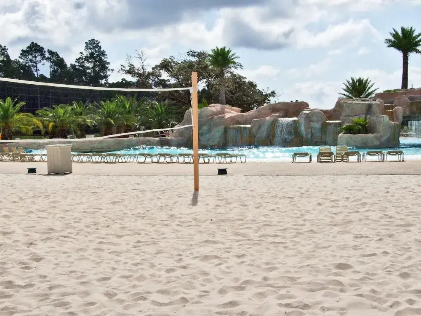 Wharf 405 - 2 Br condo