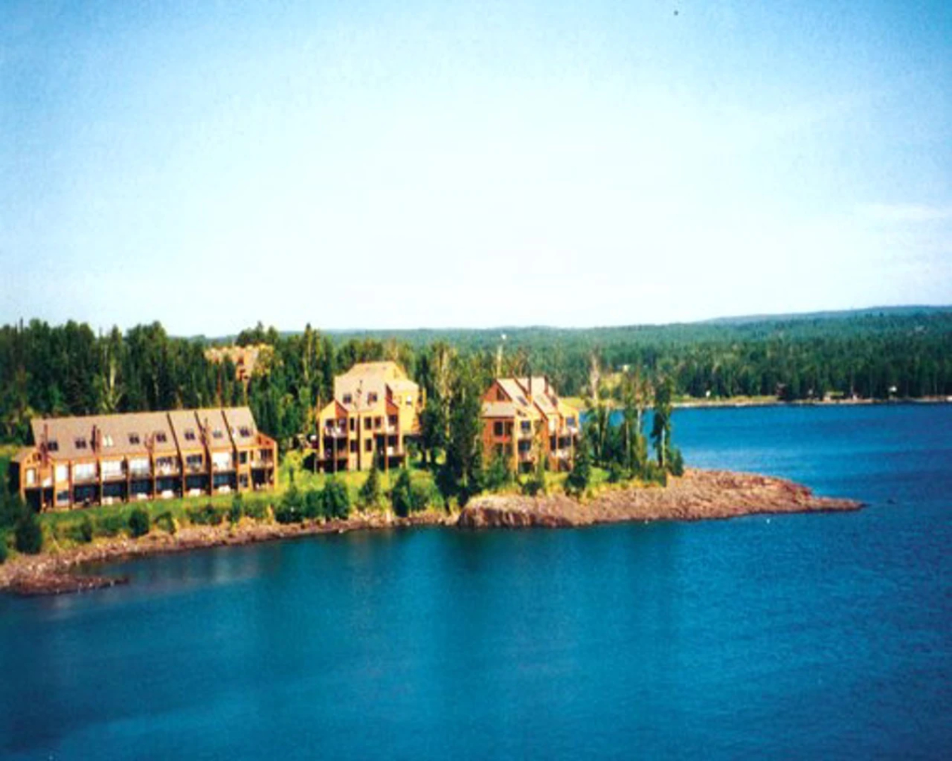 The Lakehomes at Superior Shores