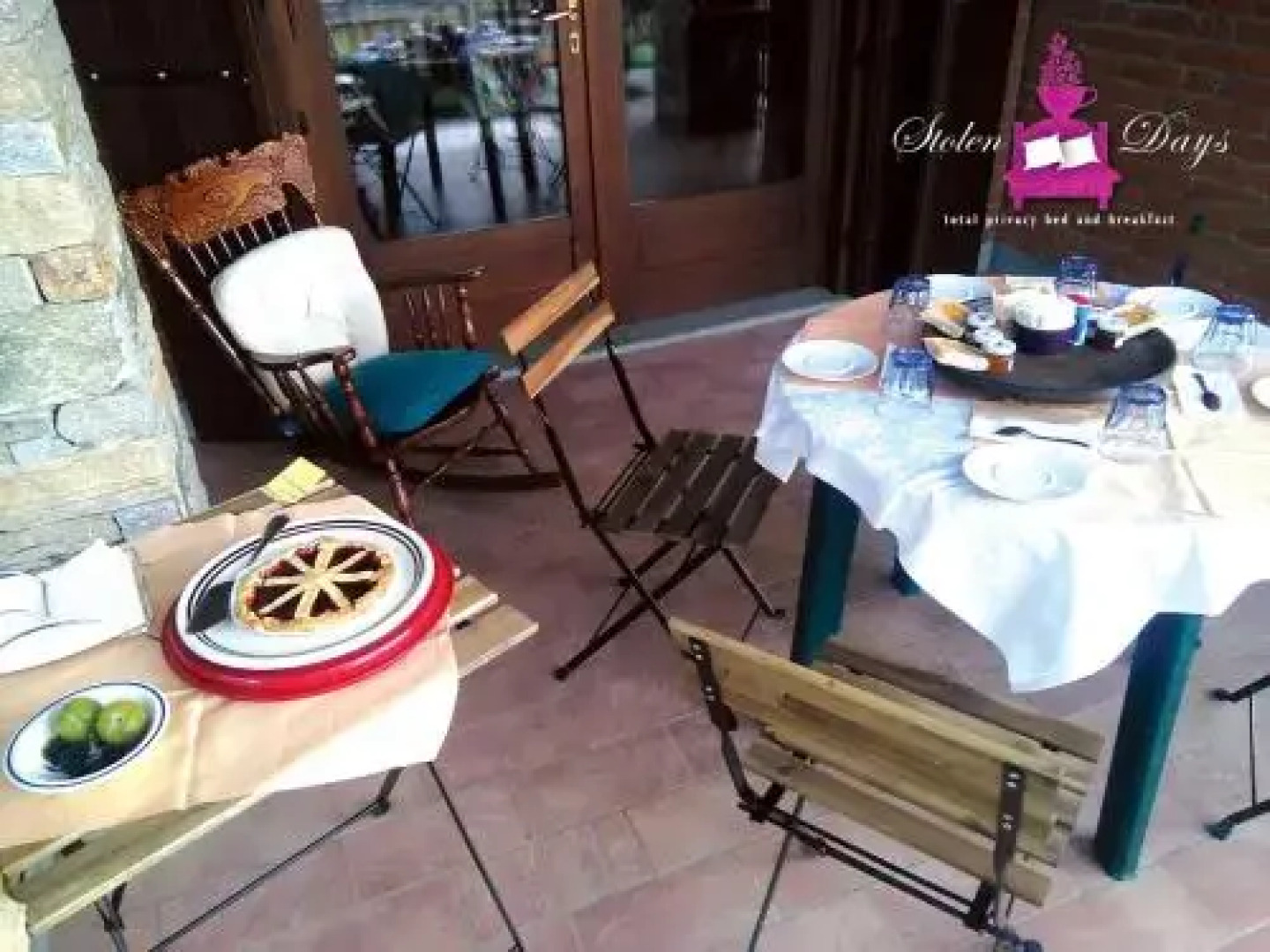 Stolen Days 300mq Villa