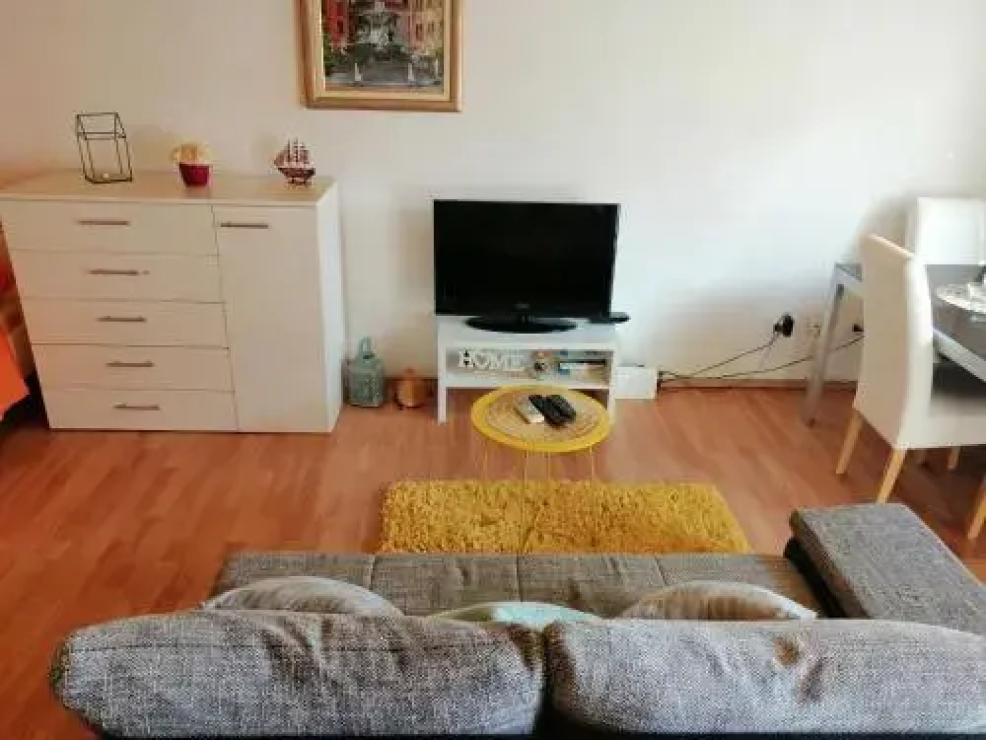 Viva Studio Central Split (Adults Only)