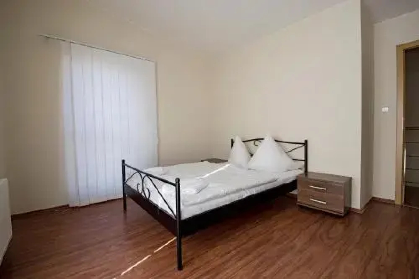 Ruterra House With Garden