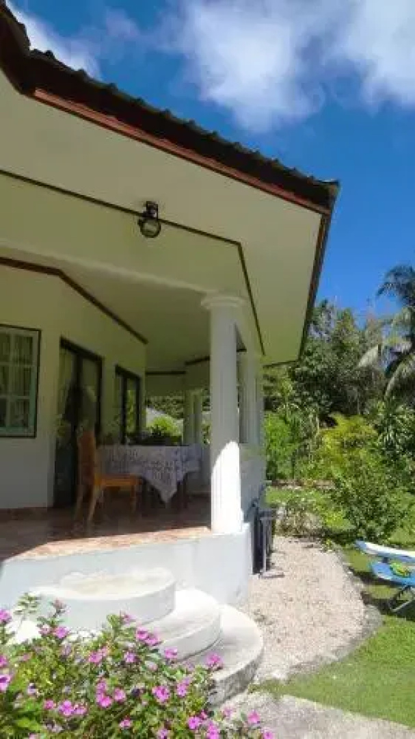 Skyblue Guesthouse - Self Catering