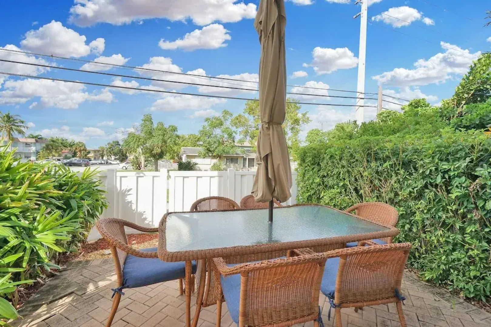 Affinity Santa Barbara - New Gated Townhome, Pool, Hot Tub