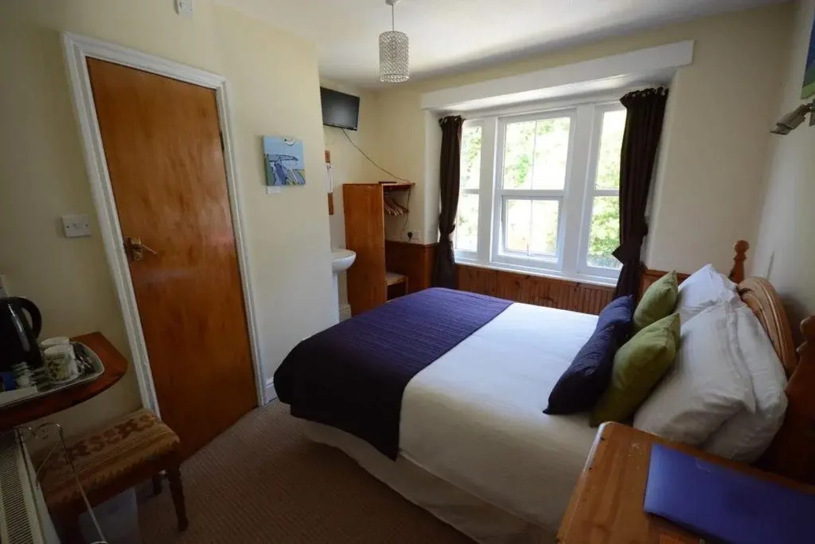 Llewelyn House