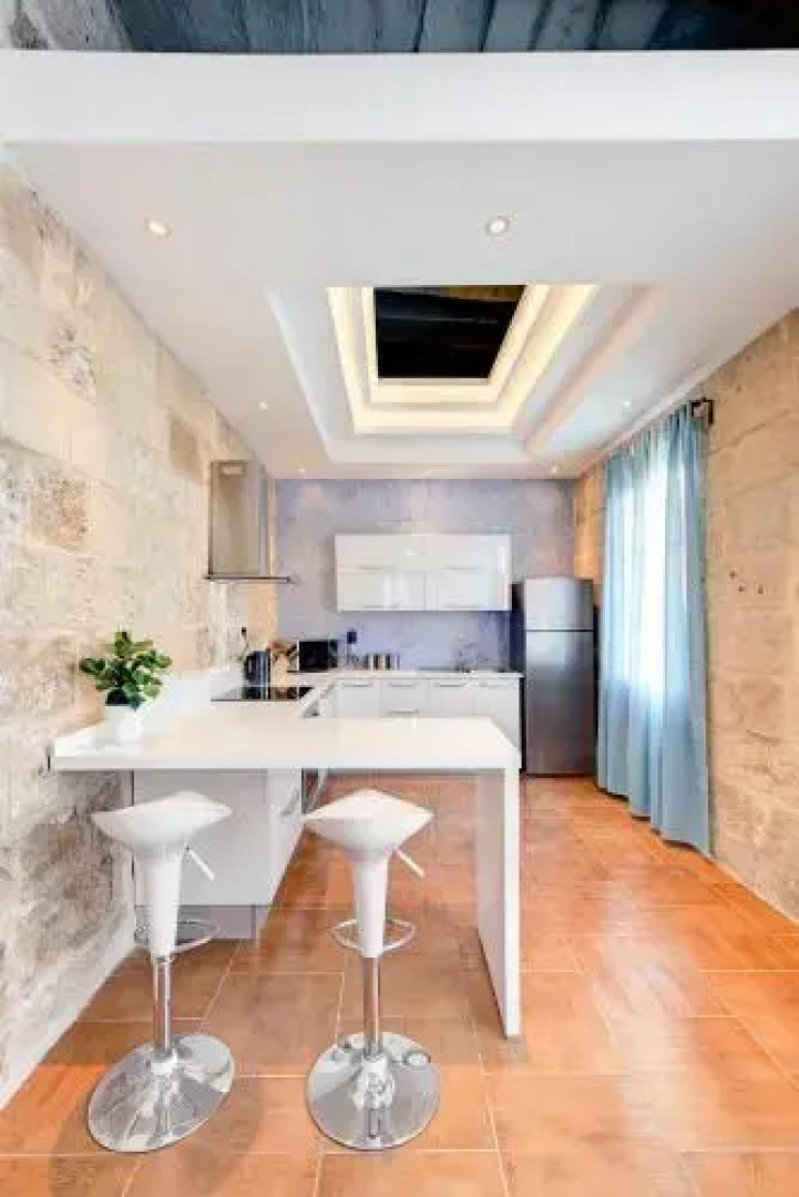 Waterfront Valletta House-tritoni hotels