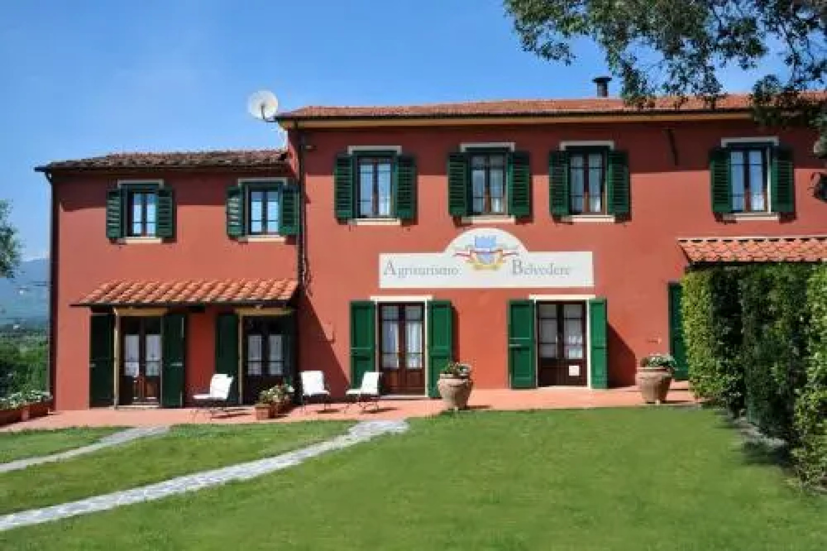 Agriturismo Montecarlo Belvedere