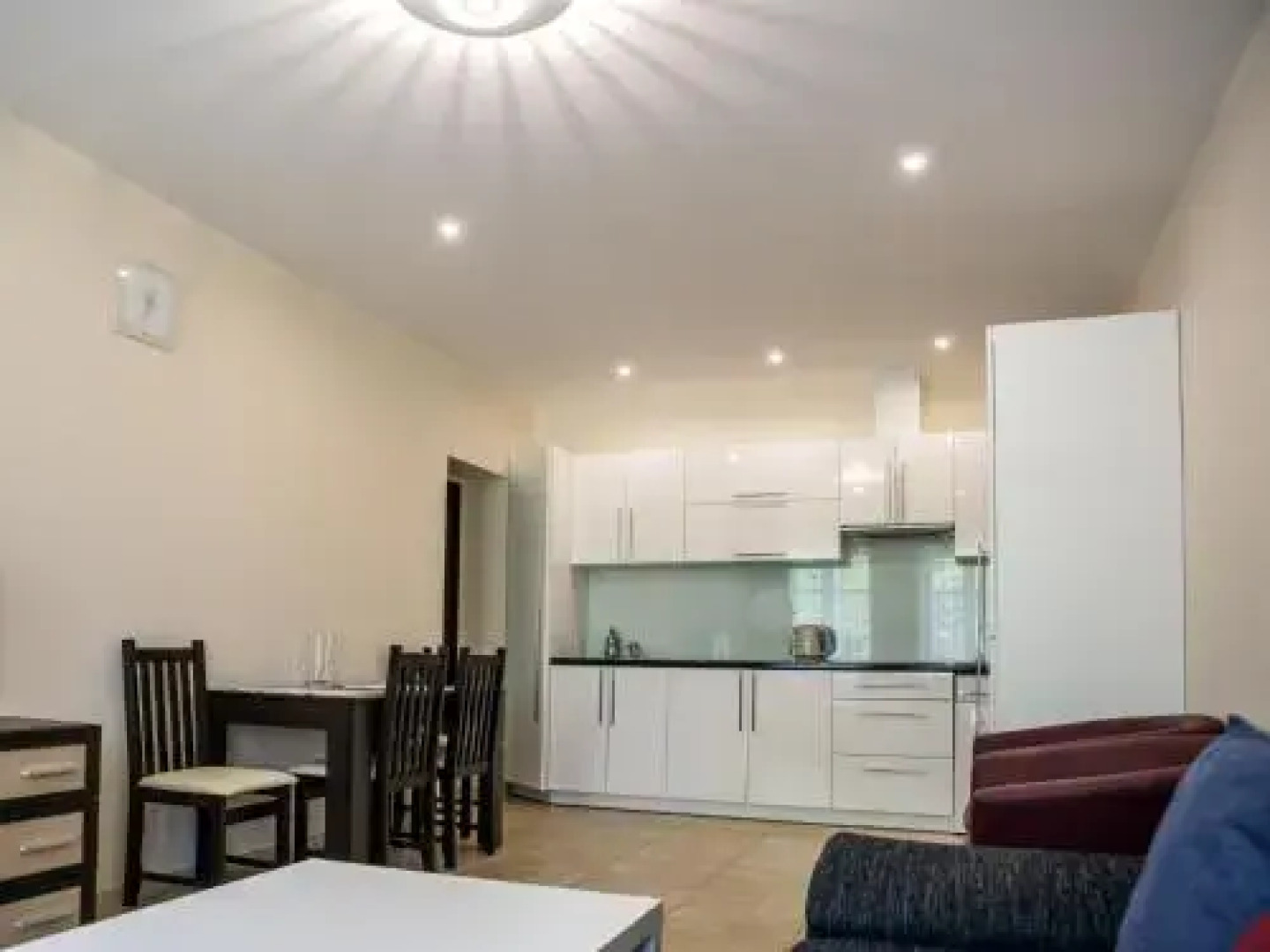 VIN service Brieza street 16