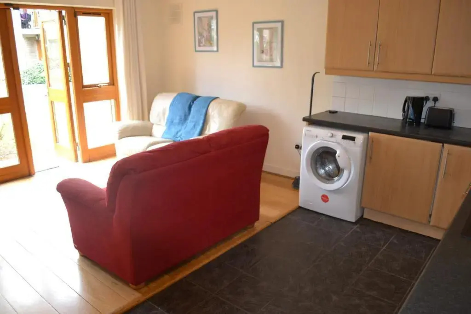 Bradogue Court Apartment