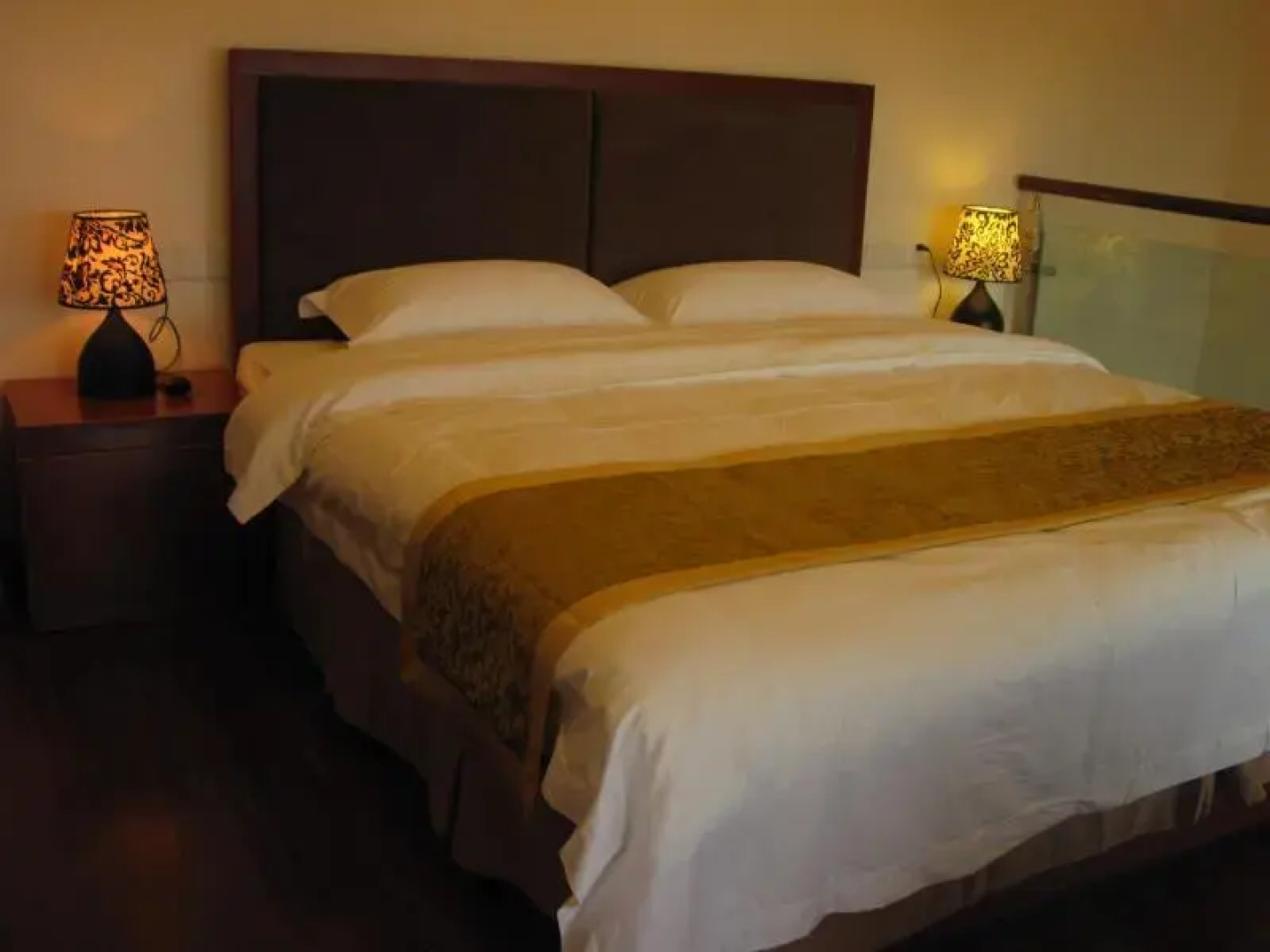 Express 318 Motel Mount Emei Branch