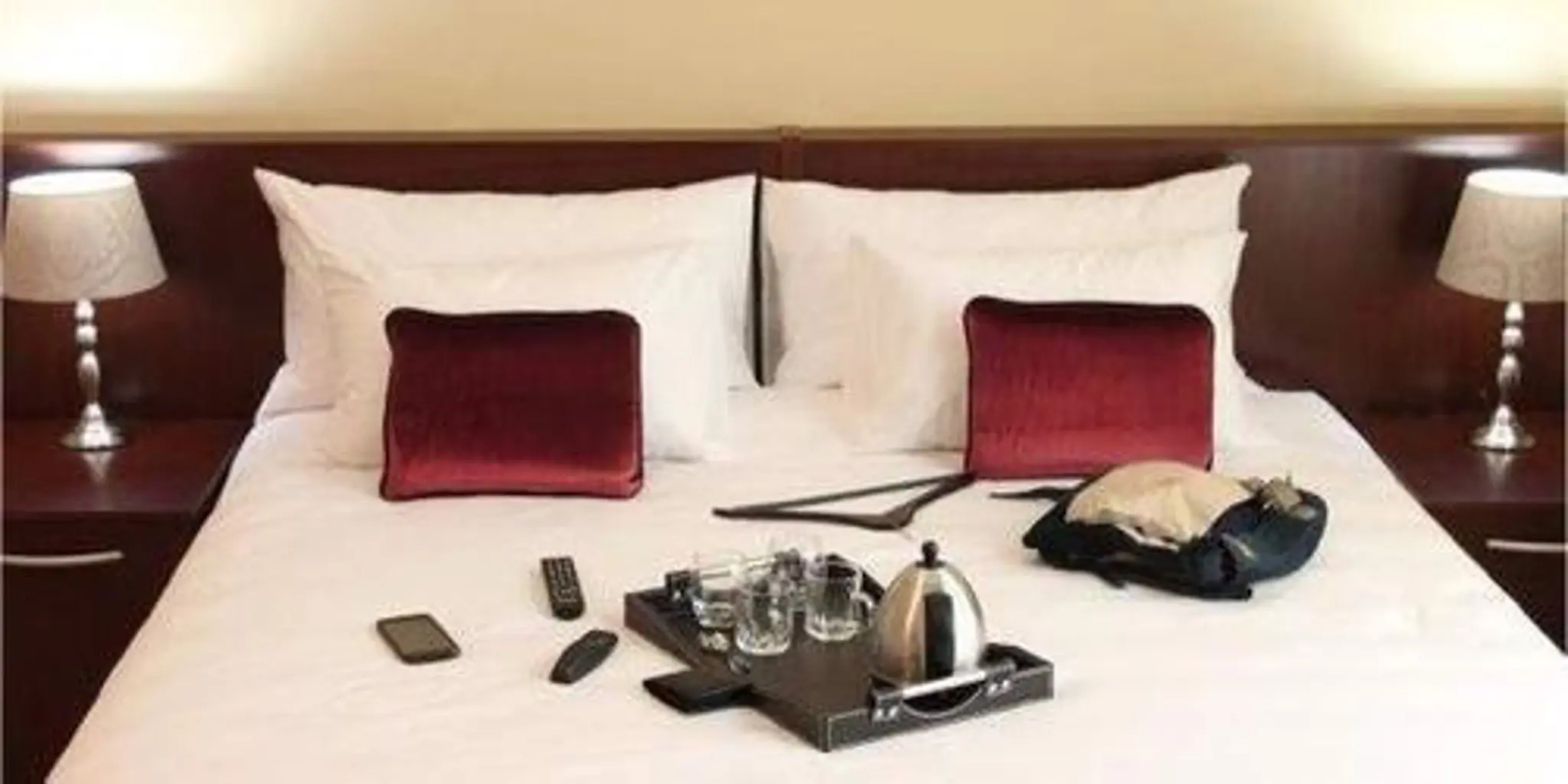 1st Class Manor B&B