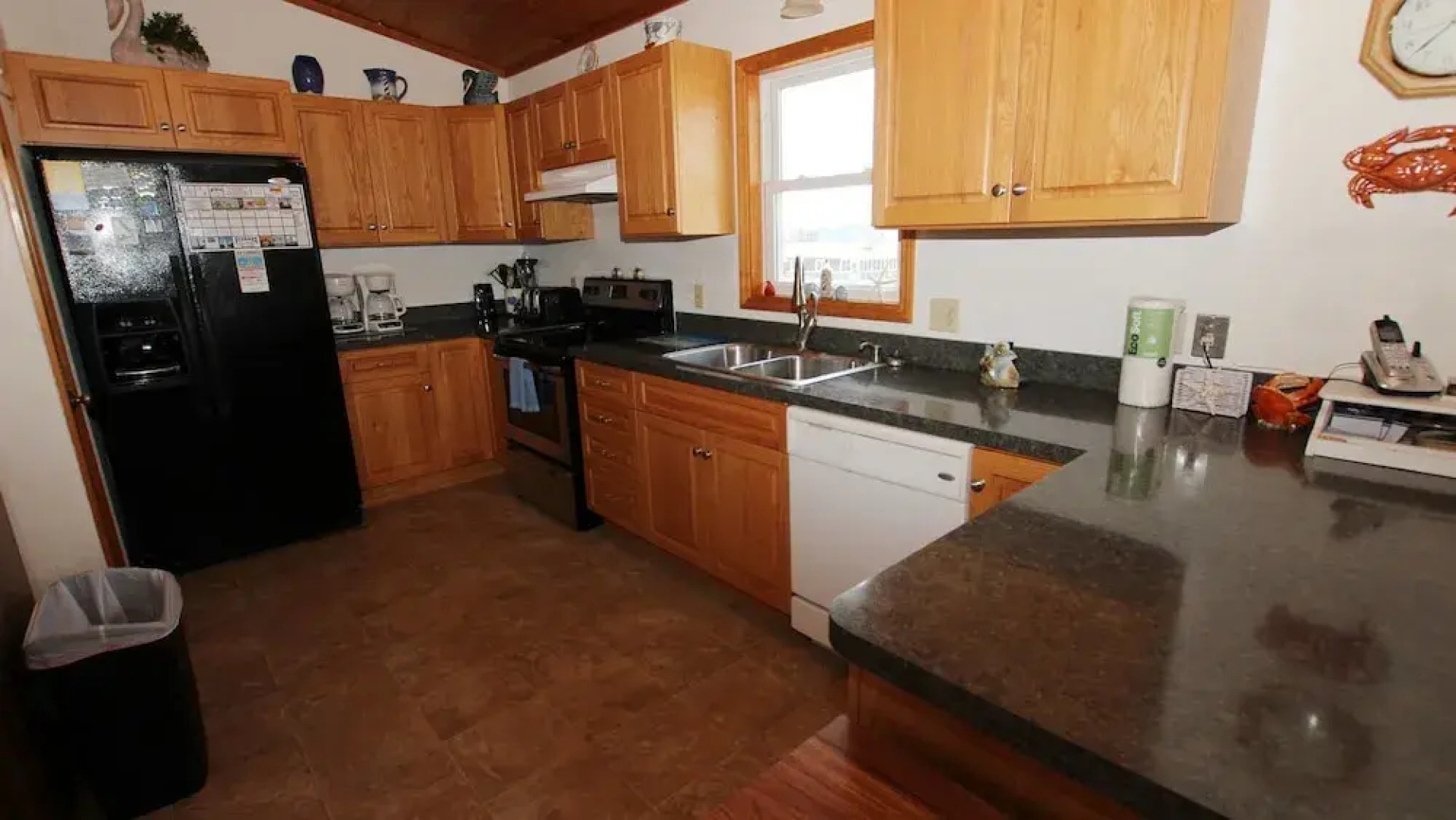 Sweet Virginia Breeze - 5 Br home by RedAwning