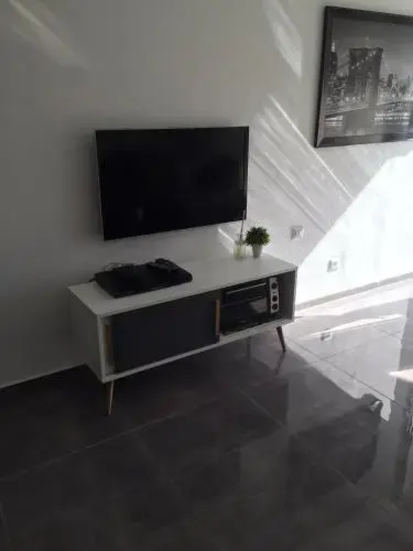 Eden Suite