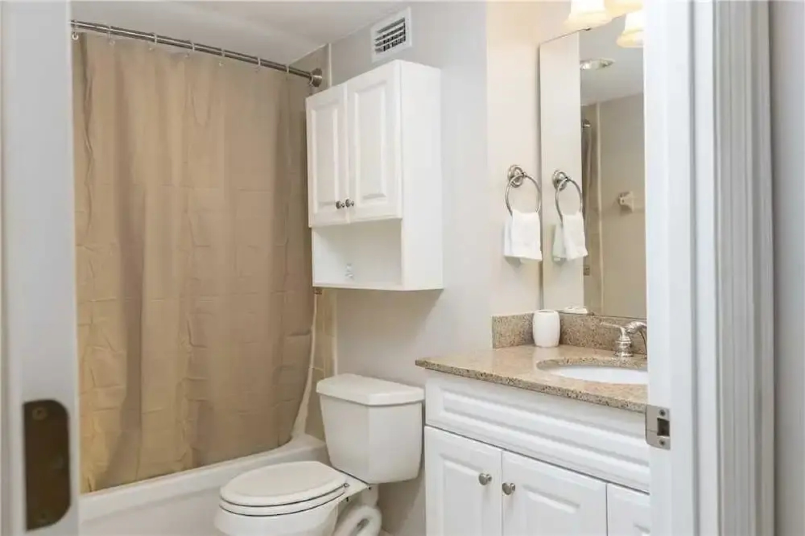 Harbor Towers Yacht & Racquet 324 - One Bedroom Condo